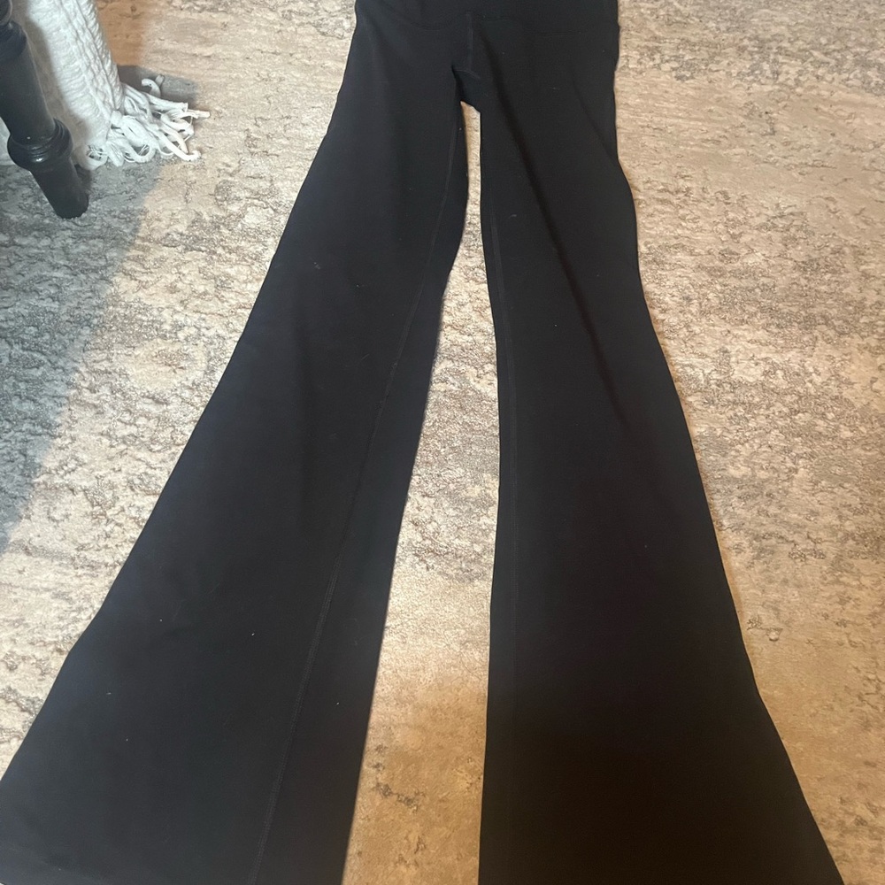 black TNA flares leggings